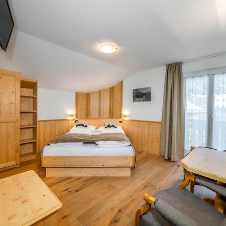 فندق مبيت وإفطار Marina Contacless Check In Santa Cristina Val Gardena